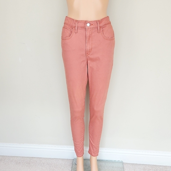 Levi Strauss 720 High Rise Super Skinny Pants - Picture 2 of 8